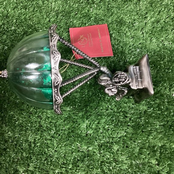 LENOX Kirk Stieff Santa's Arrival Pewter Christmas Ornament - Picture 6 of 11